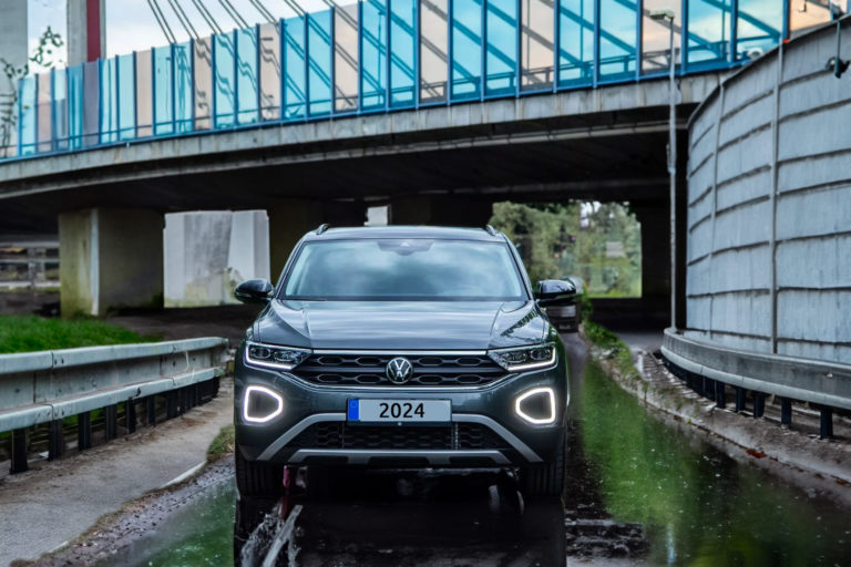 Testul ADAC 2024 pentru anvelope de vară: Cele mai bune alegeri pentru SUV-urile mici cu un nou accent pe sustenabilitate