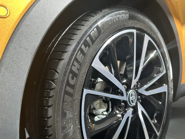 AUTO BILD Test de frânare a anvelopelor de vară 2024: O competiție strânsă între concurenți
