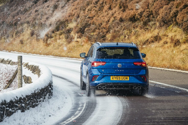 Testul AutoBild pentru anvelope all-season 2025 (215/50 R18) — Bridgestone și Continental în fruntea clasamentului